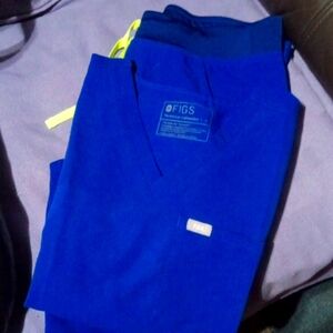 Figs Size Small Scrub Set Galaxy Blue Like New !